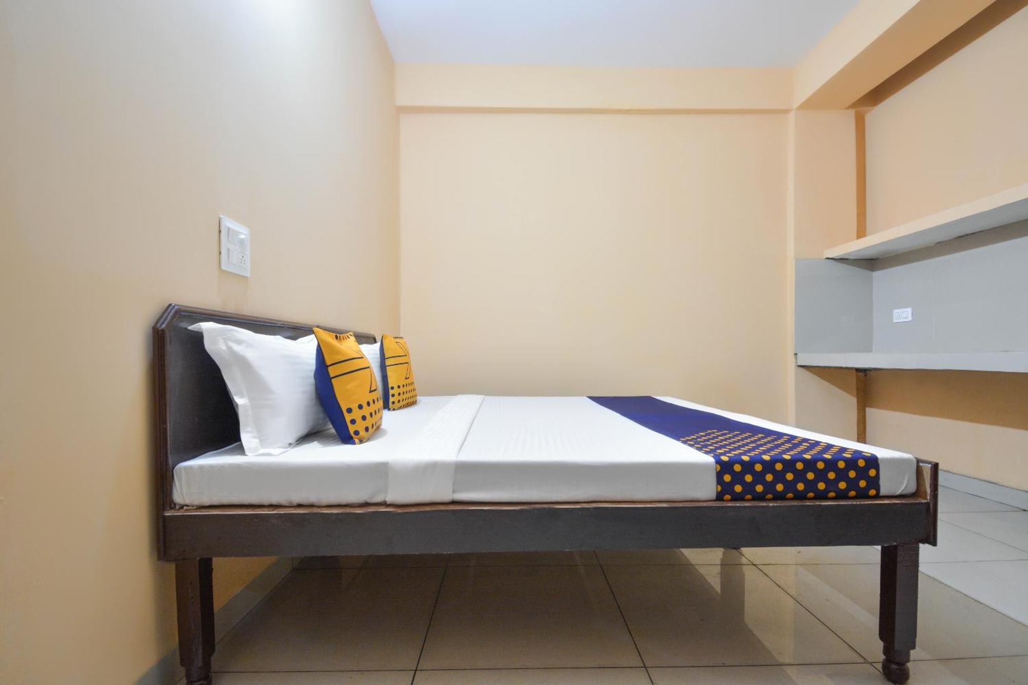 Spot On Hotel Diamond Sohāna Zewnętrze zdjęcie