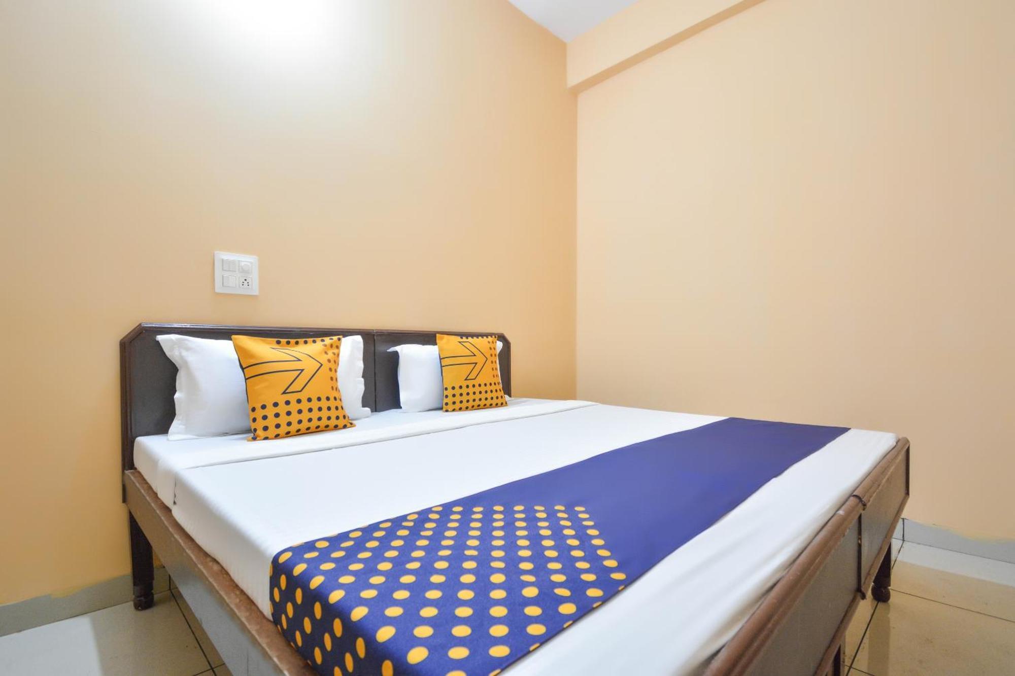 Spot On Hotel Diamond Sohāna Zewnętrze zdjęcie