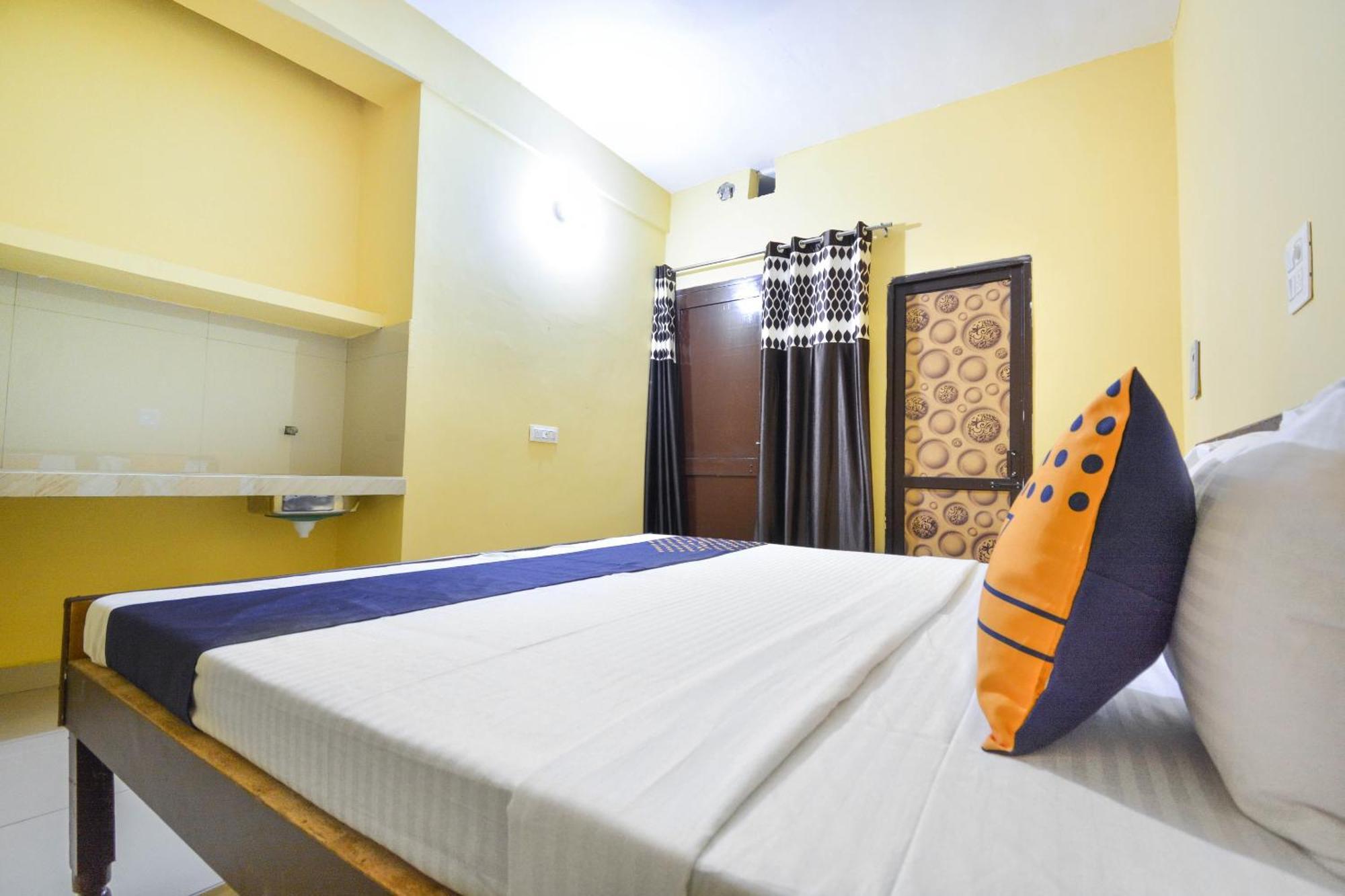 Spot On Hotel Diamond Sohāna Zewnętrze zdjęcie